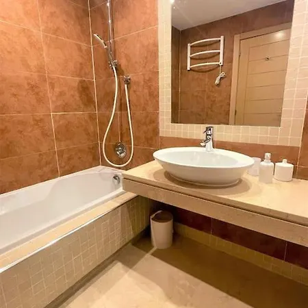 Breathtaking Apartment, Paradise Palm View Marbella Apartment *